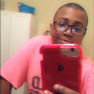 Meet your Posher, Derrell